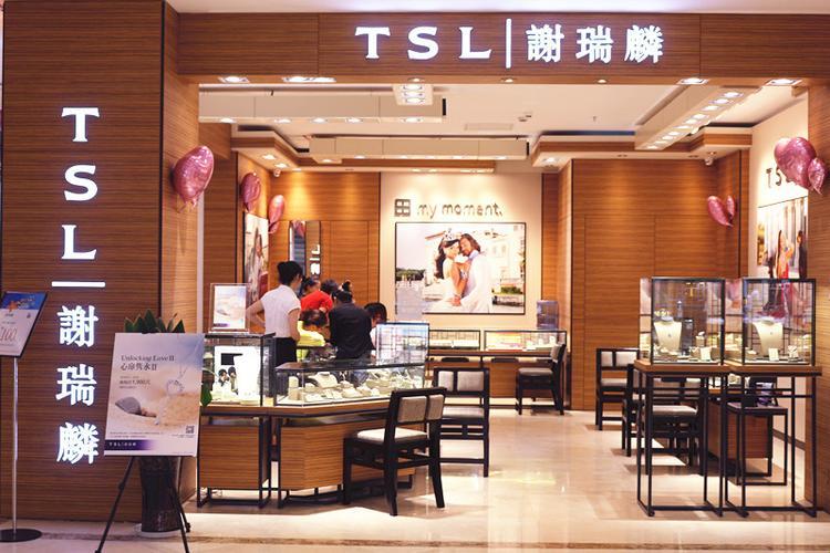 “亚洲精饰”藏身何处？惊喜背后，揭秘科技江湖的讽刺秘辛