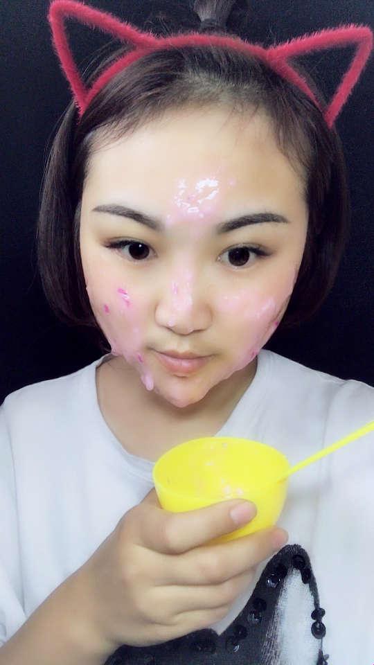 “吃货”奇遇：面膜下的科技魅力
