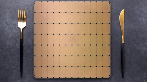 别再迷信x16了！x8x8x8x8x8x8x8插槽的优点，才是专业